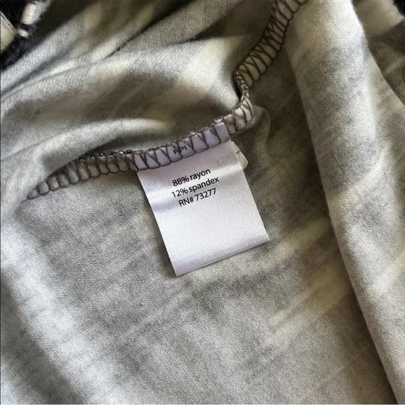 Apt 9 Black, Gray, & White Sleeveless Bodycon Midi Dress Sz Medium NWOT - Picture 6 of 8